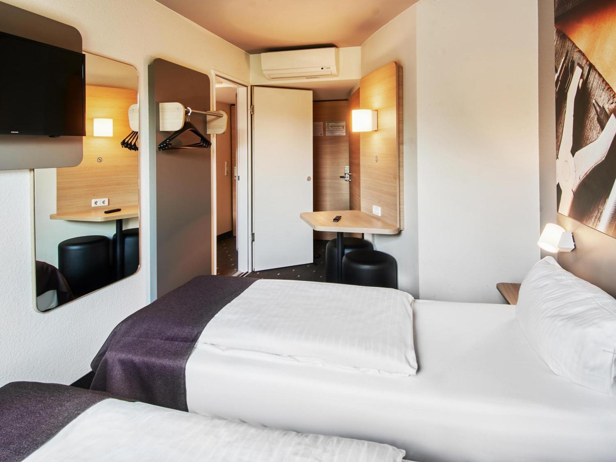 B&B Hotel Offenbach-Sued ภายนอก รูปภาพ