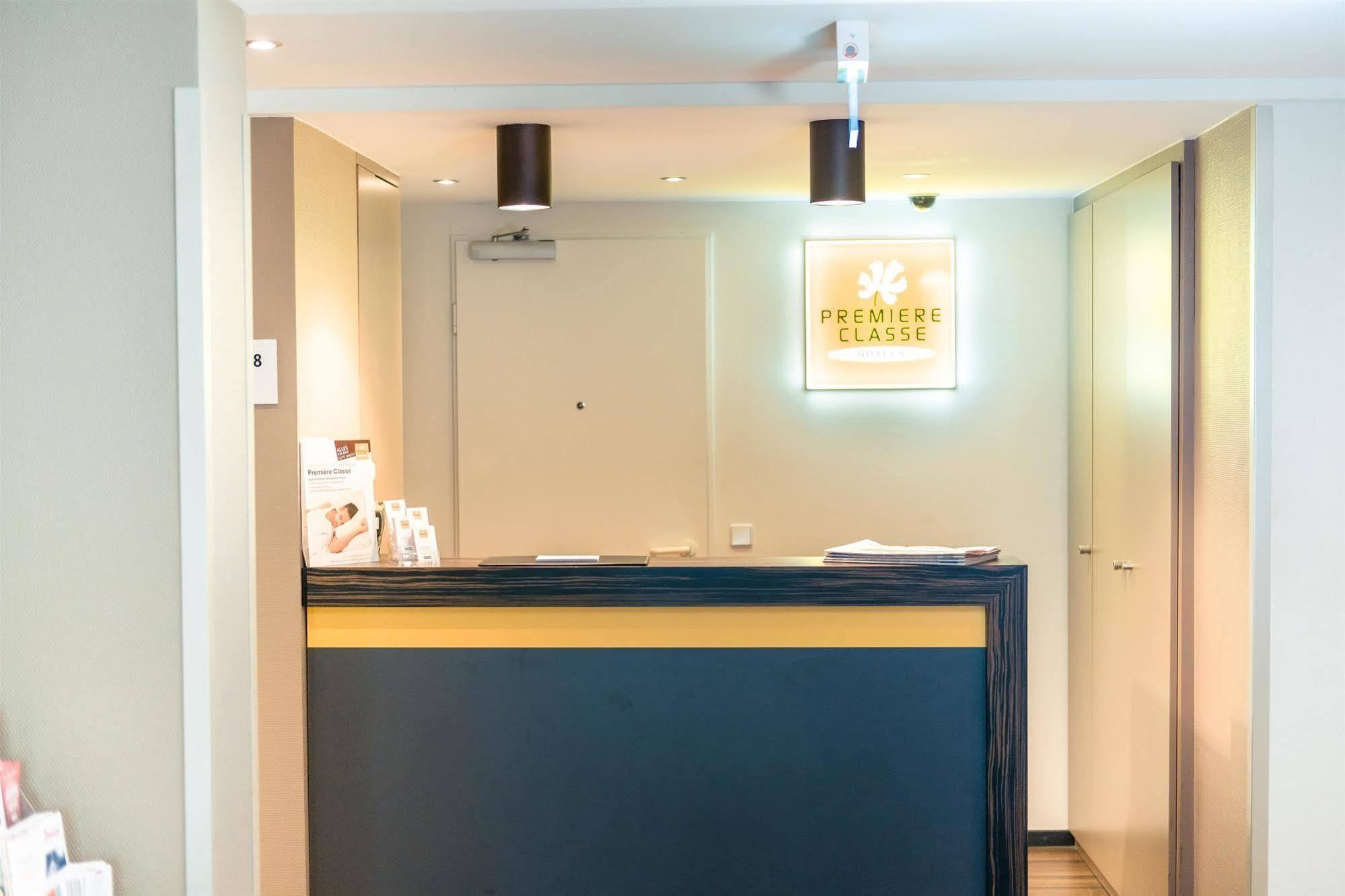 B&B Hotel Offenbach-Sued ภายนอก รูปภาพ