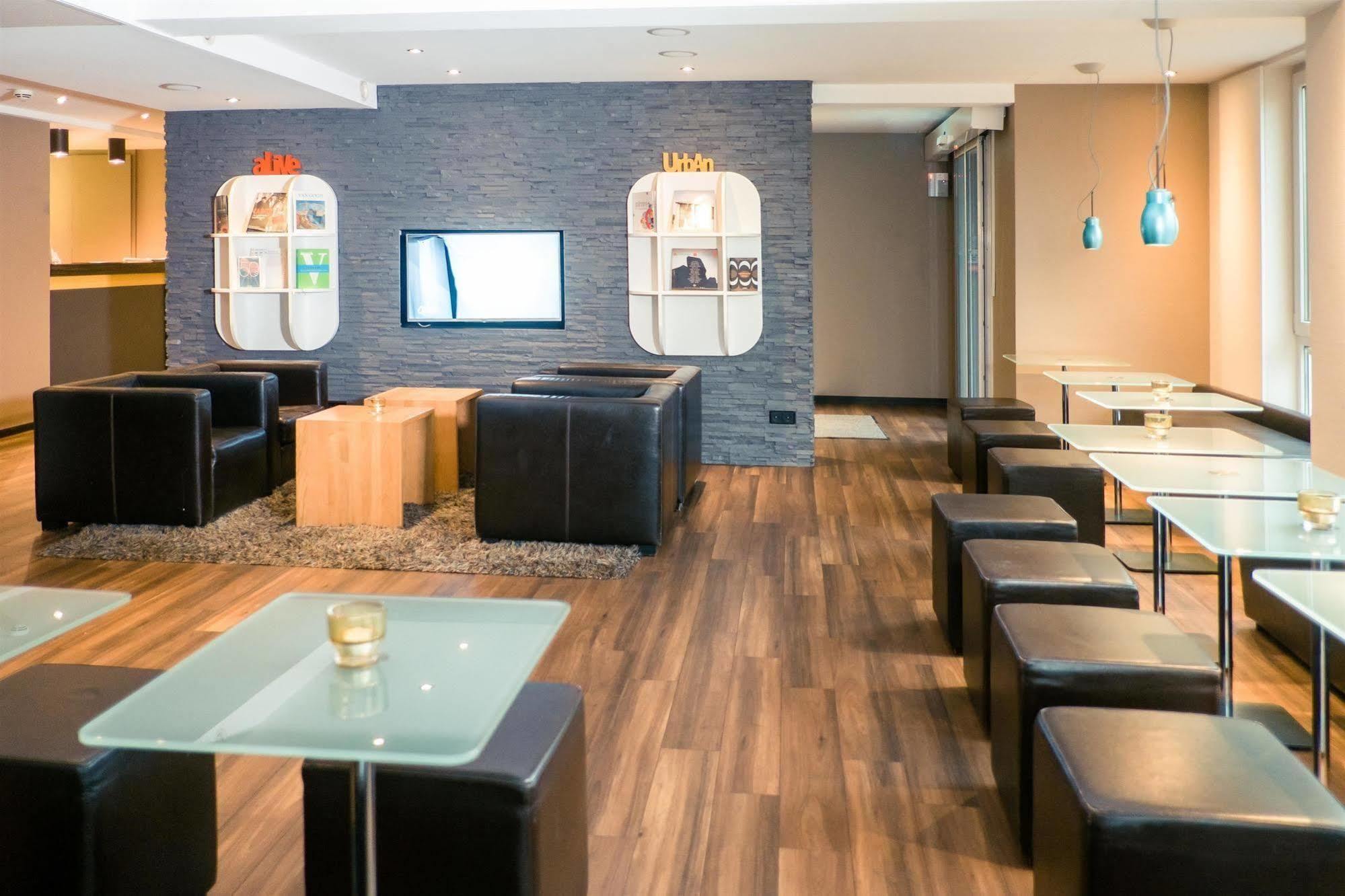 B&B Hotel Offenbach-Sued ภายนอก รูปภาพ
